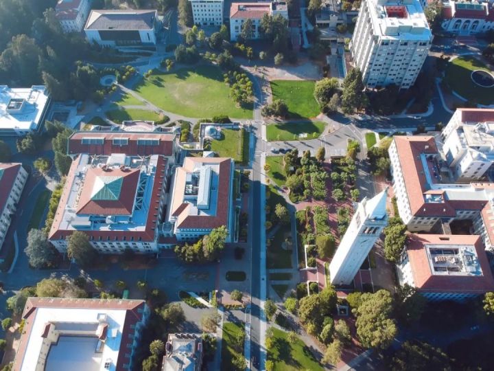 鸟瞰UC Berkeley